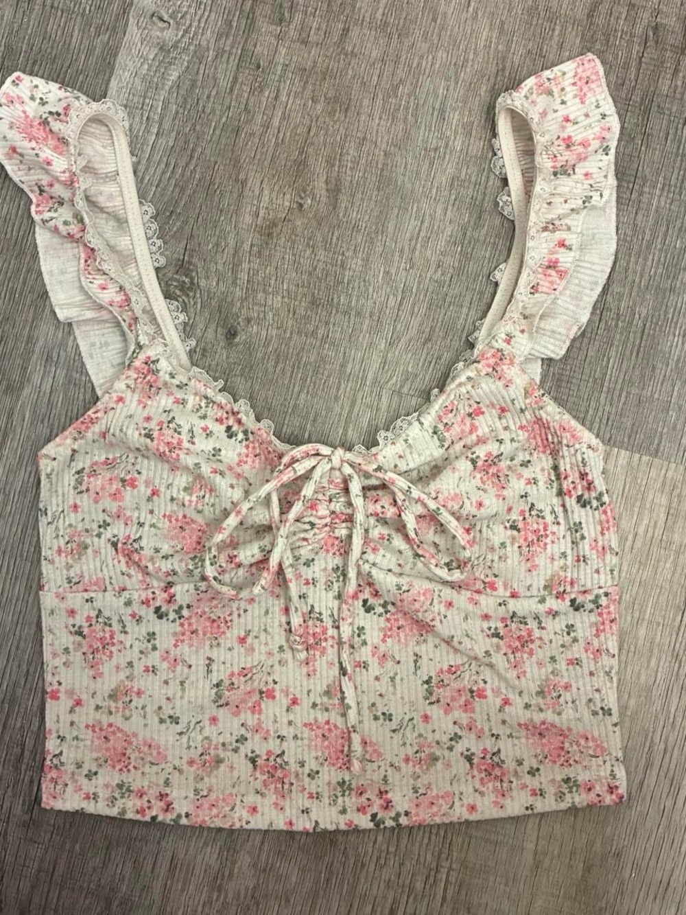 RSQ pink and white floral crop tank top